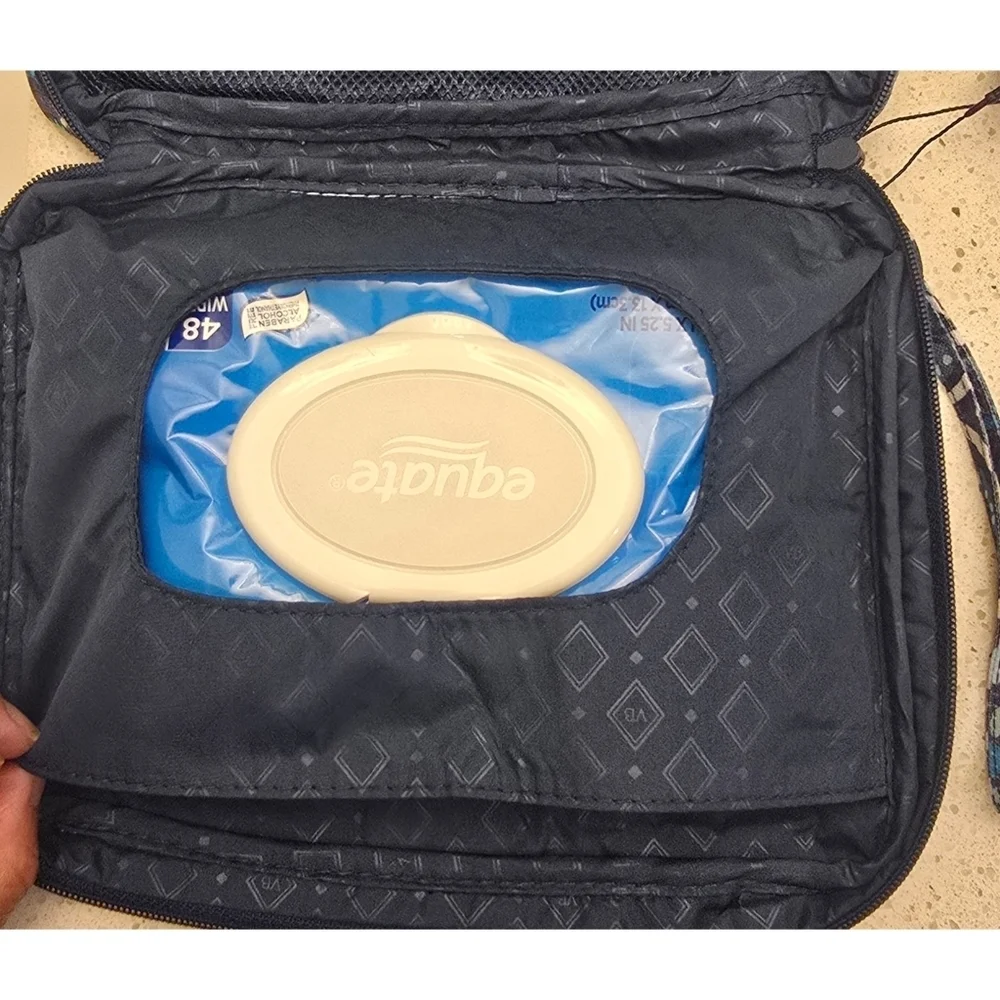 NWT Vera Bradley Wipes Pouch